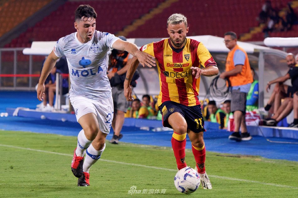 夺得冠军 夺得冠军