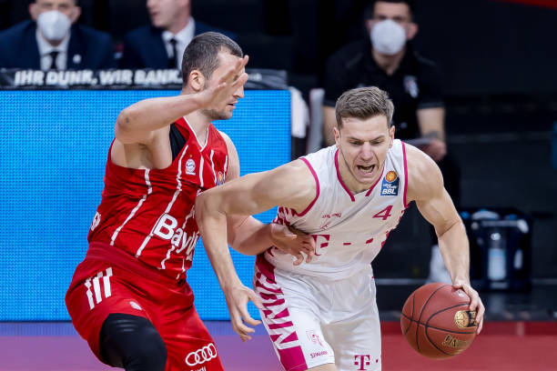 于拉玛西亚 于拉玛西亚