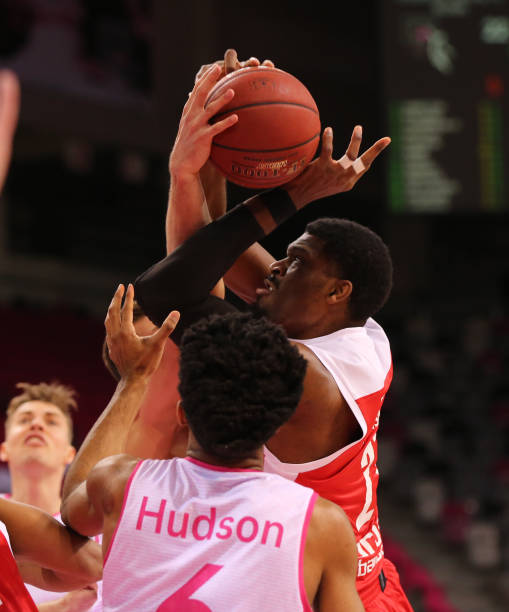 了现代足球 了现代足球